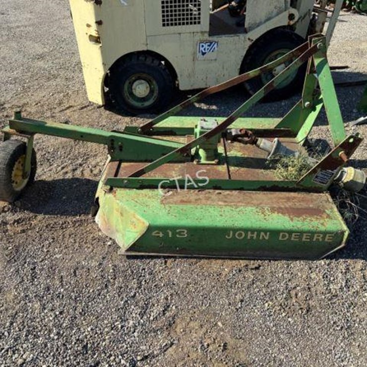 JOHN DEERE 413