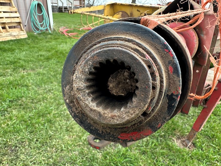 new-holland-790-image-15