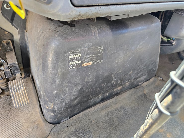 2003-international-durastar-4400-image-84