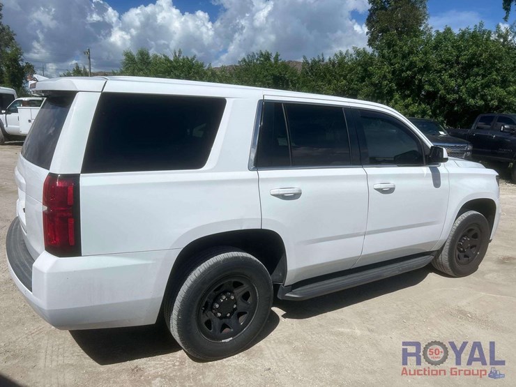 2019-chevrolet-tahoe-image-3
