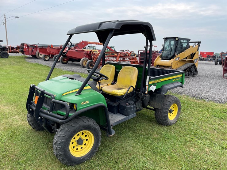 2010-john-deere-2010-image-1