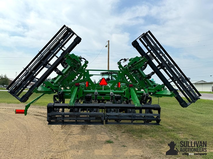 2015-john-deere-2730-image-4