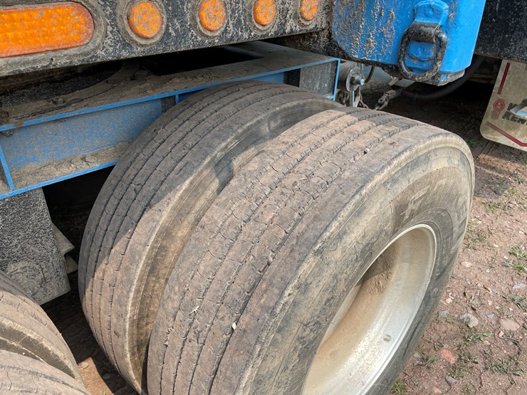 2005-kenworth-t800-image-41