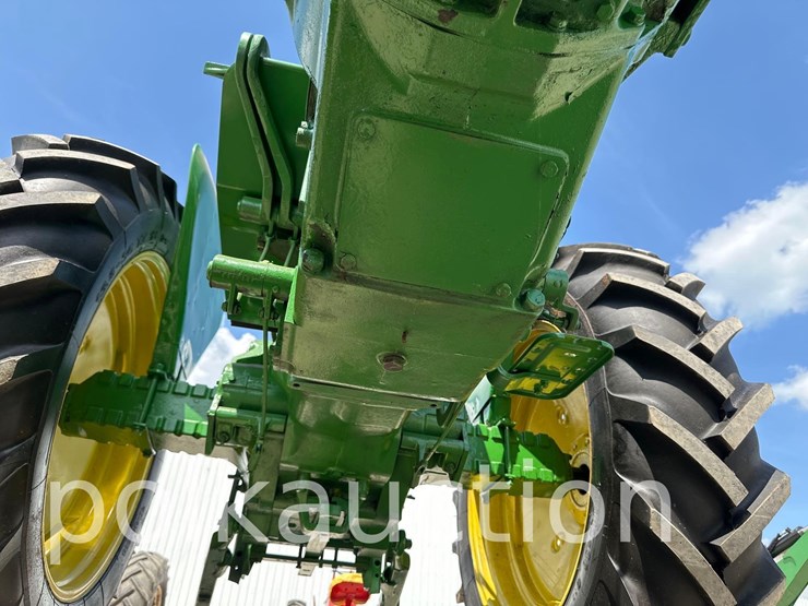 john-deere-2010-image-18