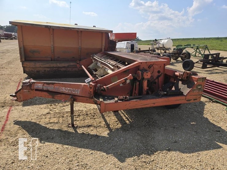 hesston-1090-image-8