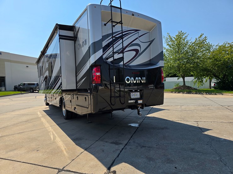2022-ford-f600-image-27