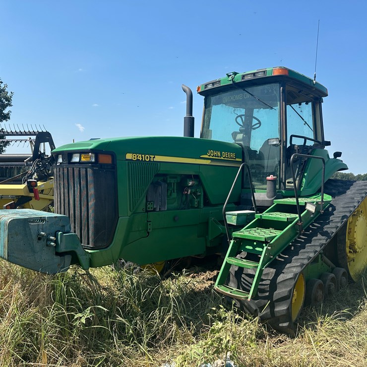 2000 JOHN DEERE 8410T