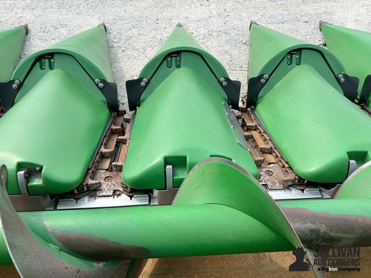 2013-john-deere-612c-image-16