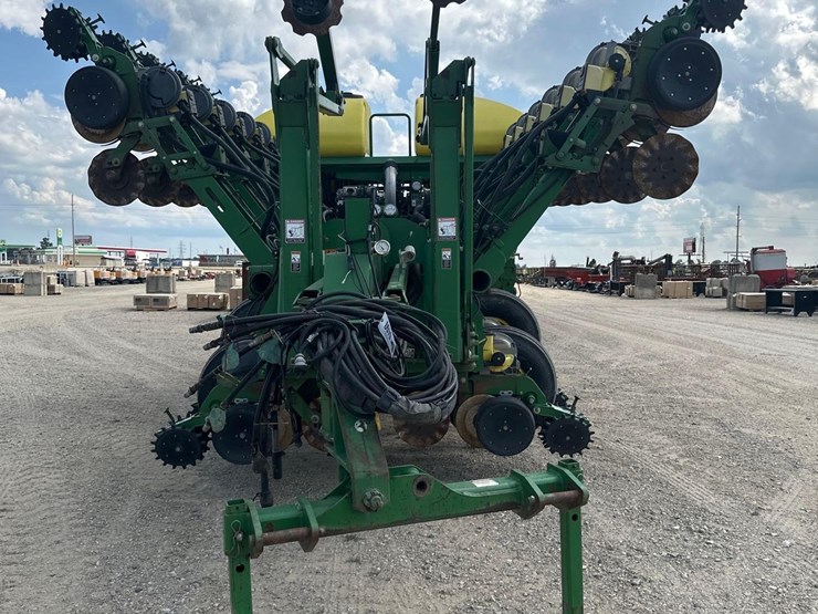 john-deere-1790-image-7