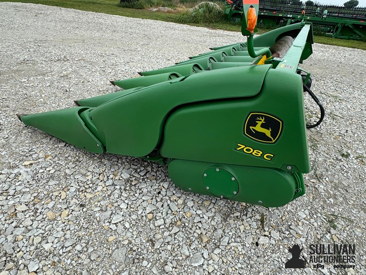 2018-john-deere-708c-image-18