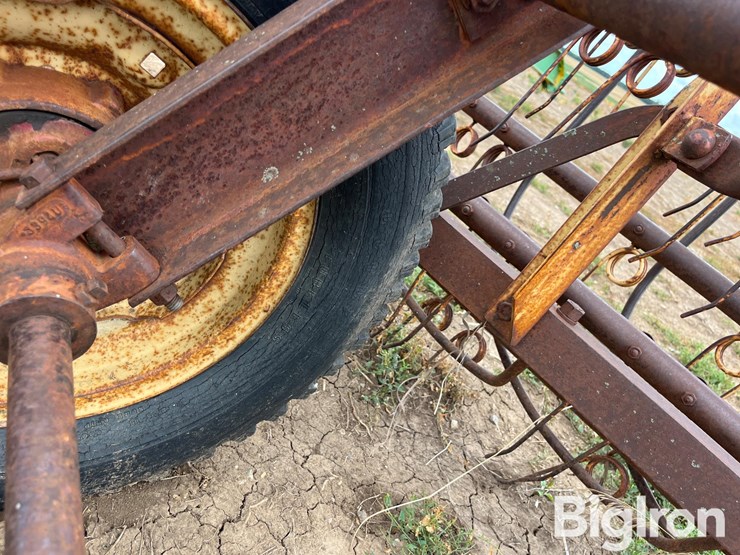 new-holland-55-image-16