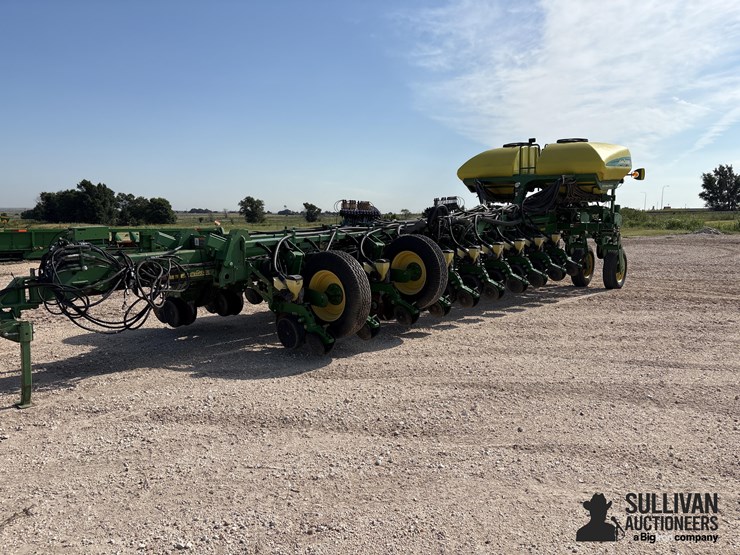 2012-john-deere-1770nt-image-1