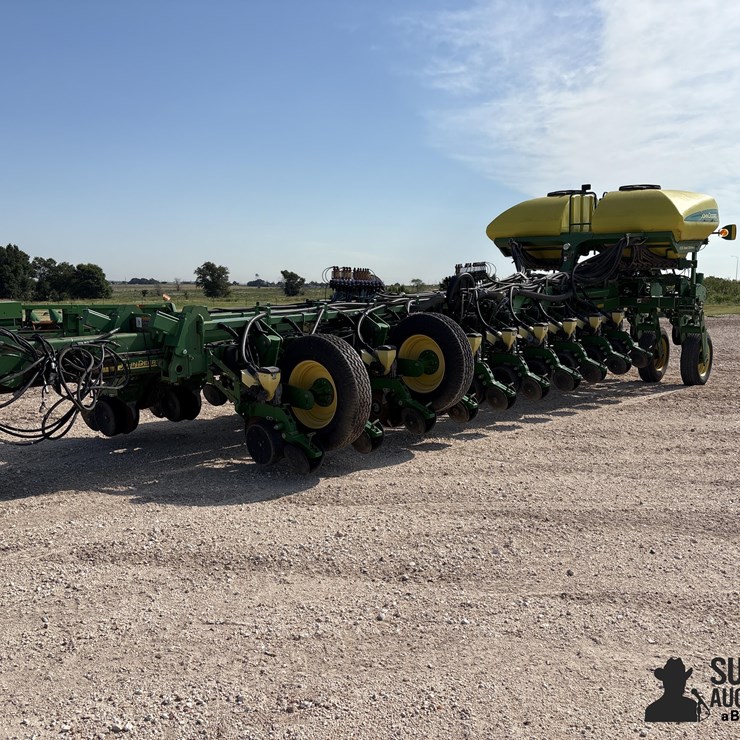 2012 JOHN DEERE 1770NT
