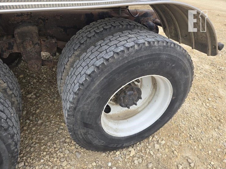 1989-kenworth-t600-image-12