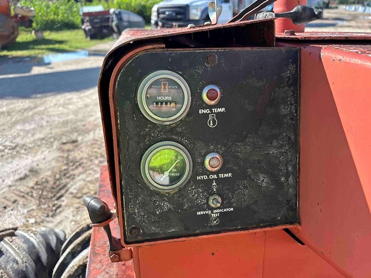 ditch-witch-350sx-image-17