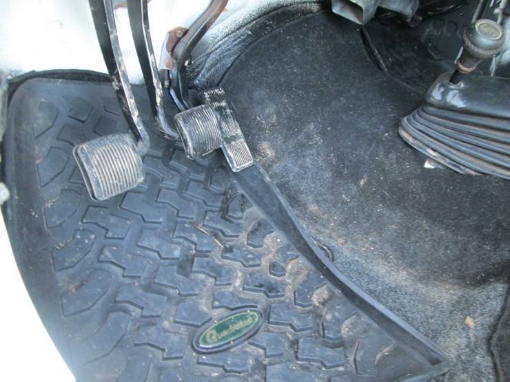 1994-jeep-renegade-image-22