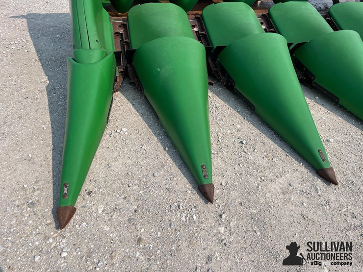 2008-john-deere-608c-image-12