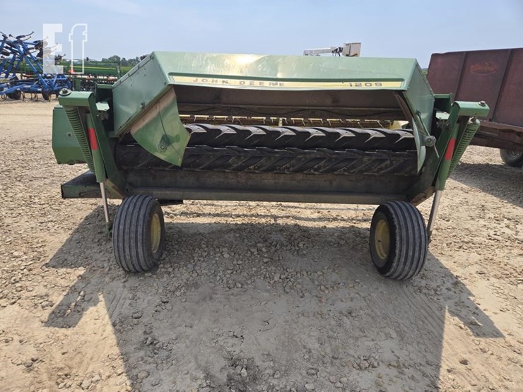 john-deere-1209-image-6