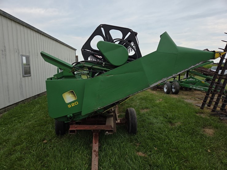 john-deere-920-image-2