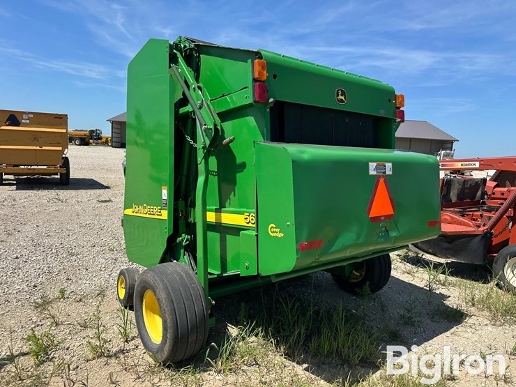 2004-john-deere-567-image-7