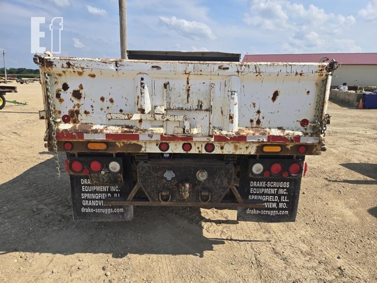 2006-ford-f550-image-15