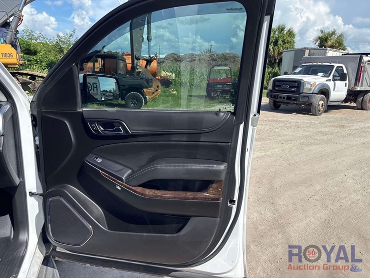 2019-chevrolet-tahoe-image-22