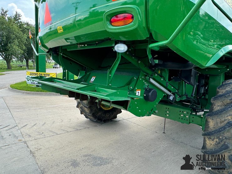 2014-john-deere-s690-image-15