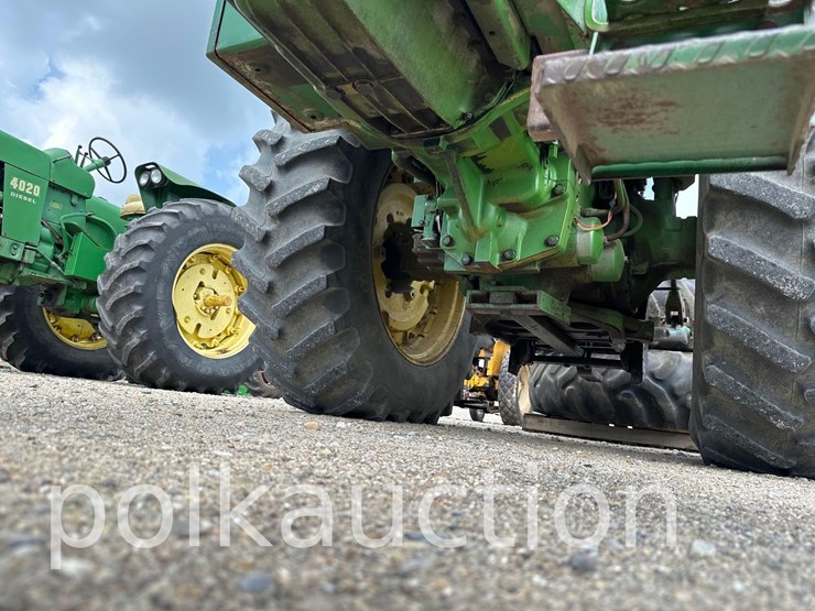 john-deere-4030-image-13
