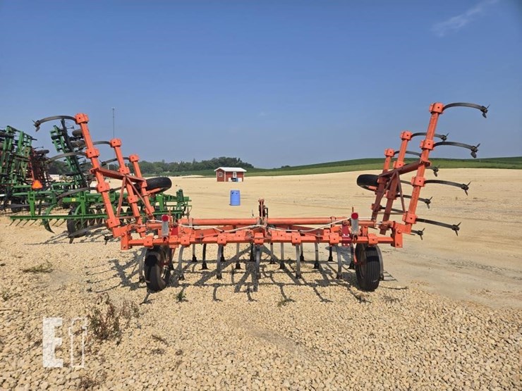 allis-chalmers-1200-image-5