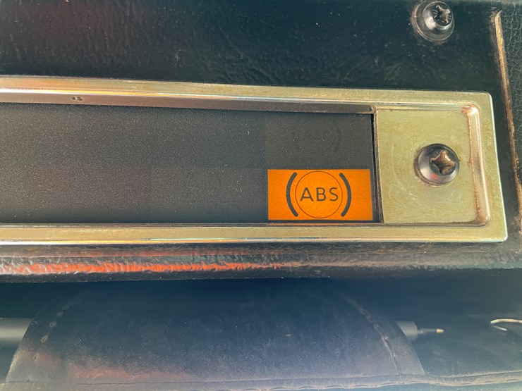 2005-kenworth-t800-image-82