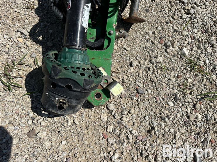 2004-john-deere-567-image-10