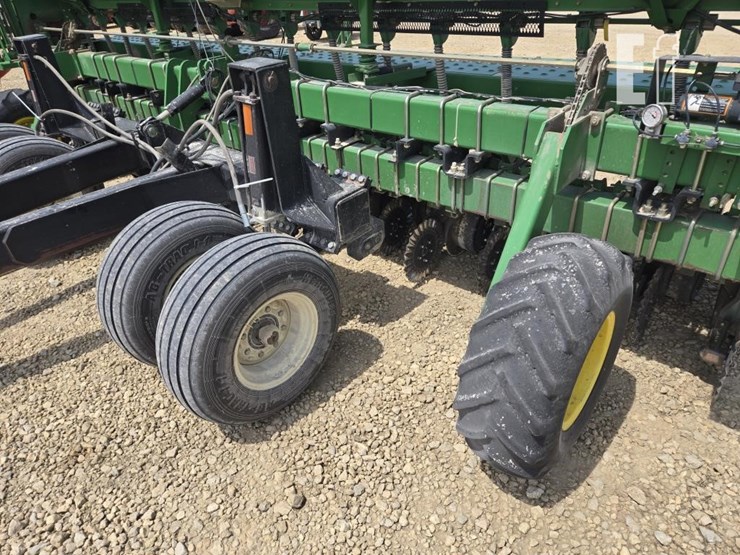 2001-john-deere-1530-image-14