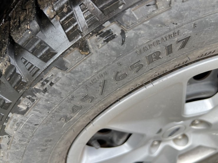 2014-ford-explorer-image-13