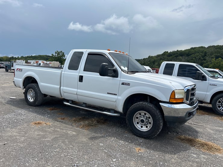 2001-ford-f250-image-1