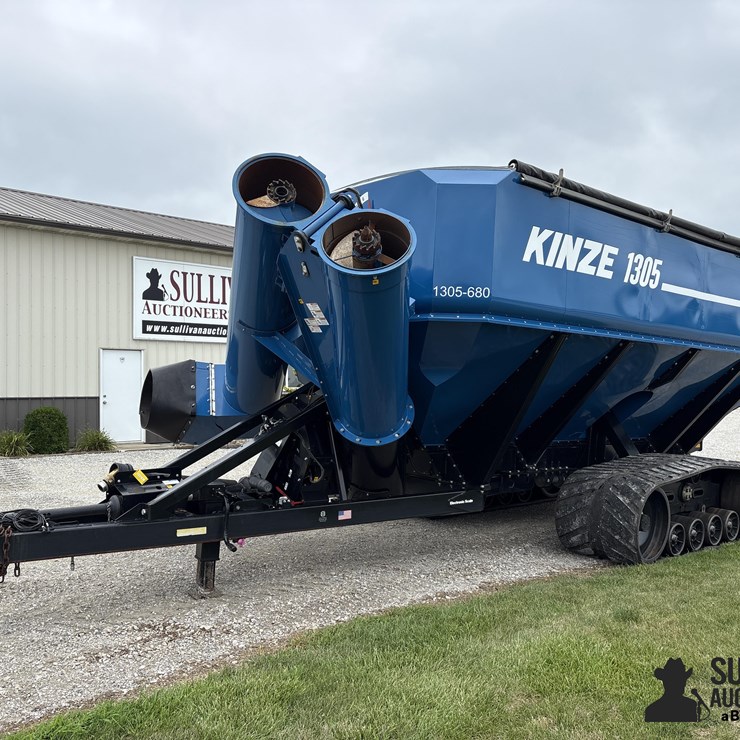 2020 KINZE 1305