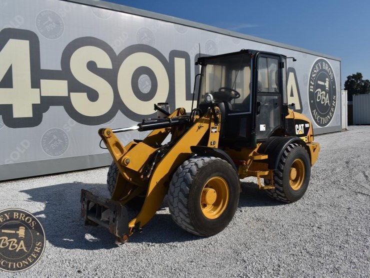 2011-caterpillar-908h-image-6