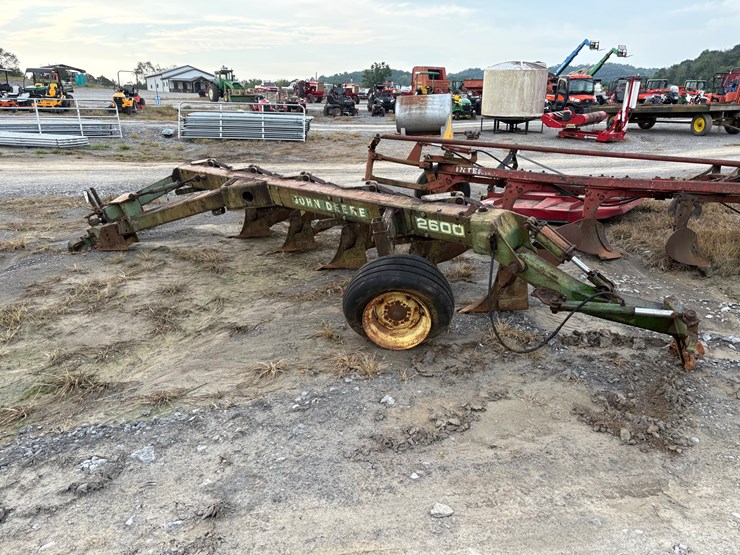 john-deere-2600-image-2
