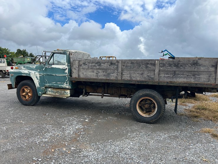 ford-700-image-3