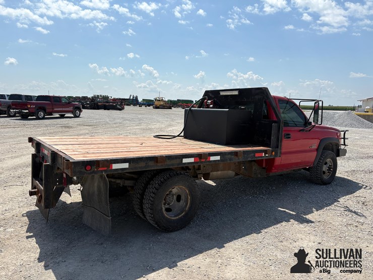 2005-chevrolet-3500-image-5