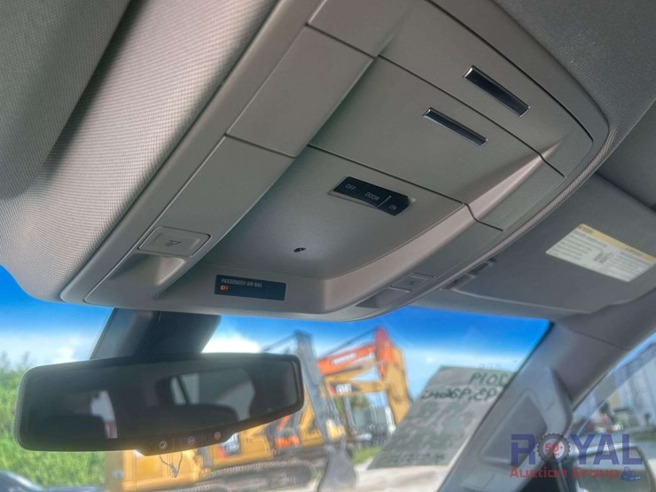 2019-chevrolet-tahoe-image-17