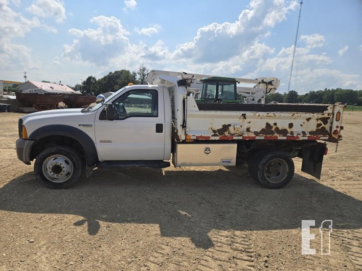 2006-ford-f550-image-6
