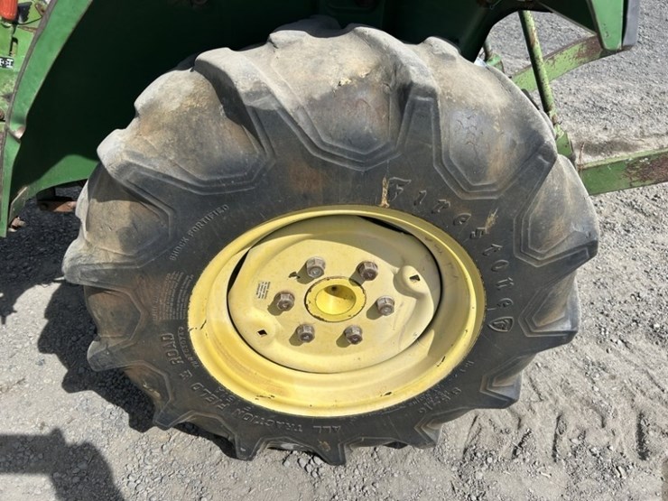 john-deere-670-image-11