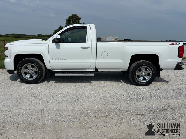 2018-chevrolet-1500-image-8