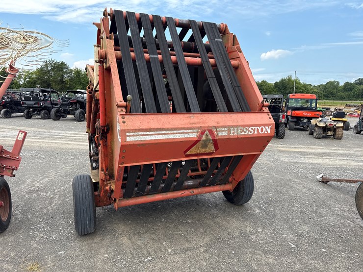 hesston-5500-image-3