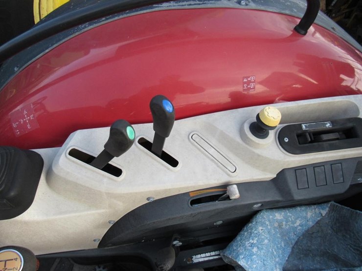 case-ih-l575-image-13