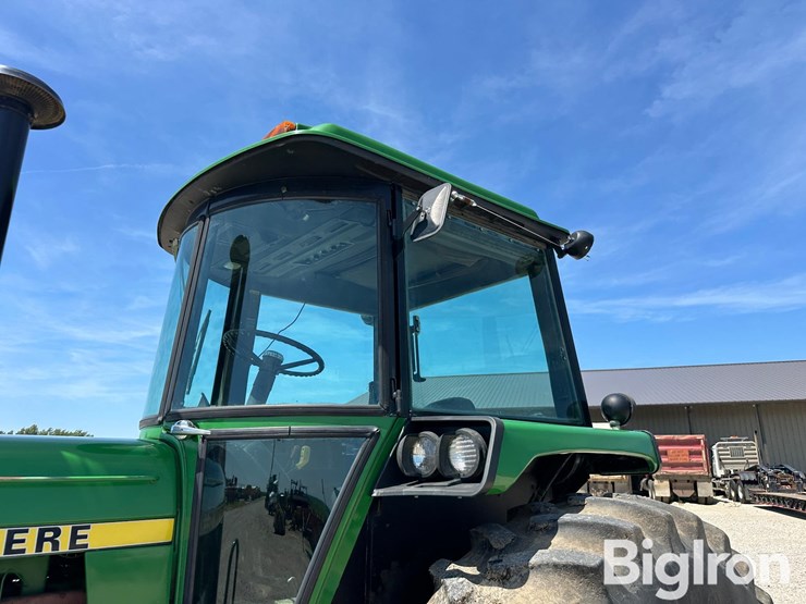 1979-john-deere-4440-image-13