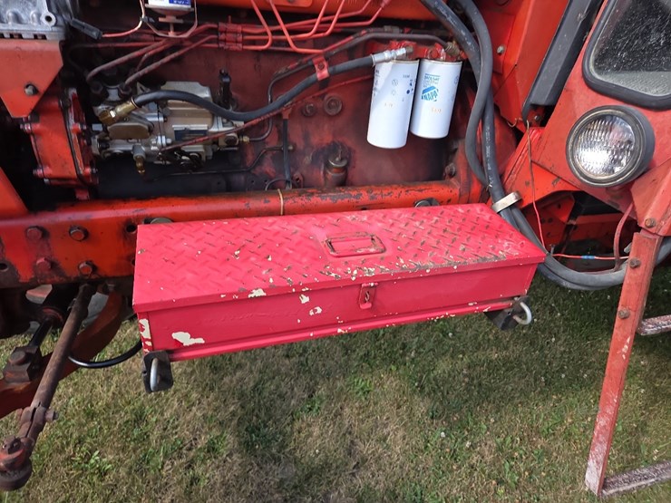 1976-ih-1466-tractor-image-9