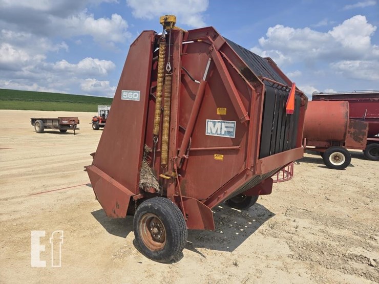 massey-ferguson-560-image-8