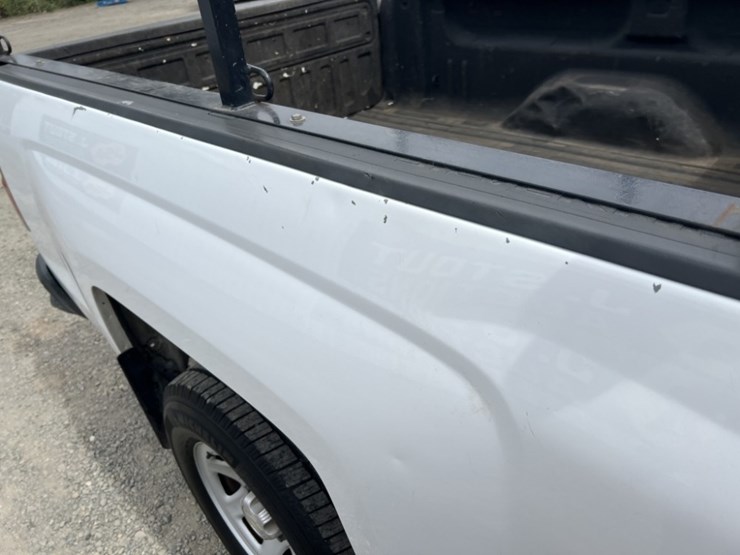 2014-chevrolet-silverado-image-23
