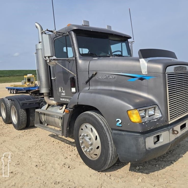1992 FREIGHTLINER FLD112